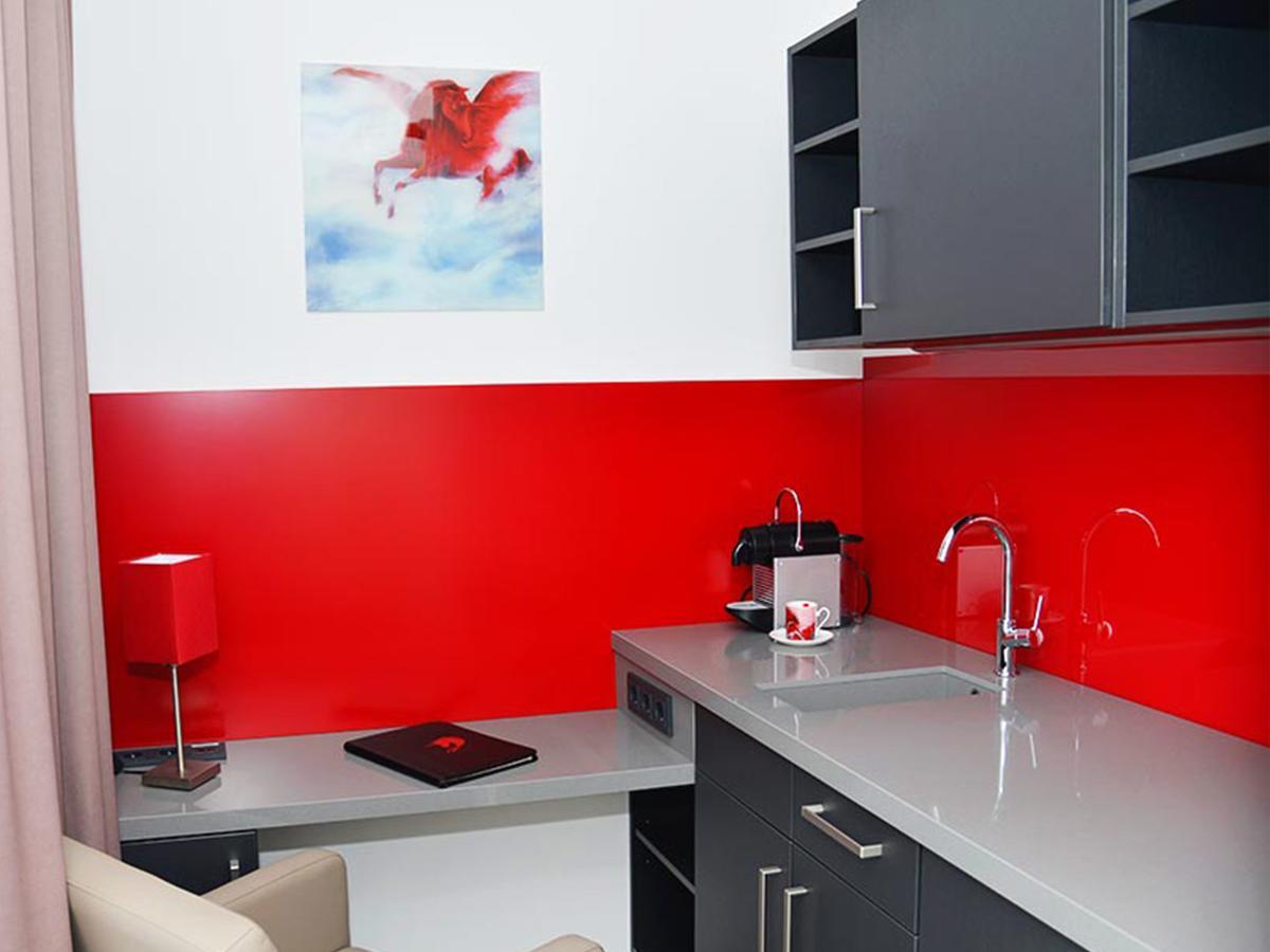 Düren - Eifel Hotel Rotes Einhorn **** מראה חיצוני תמונה