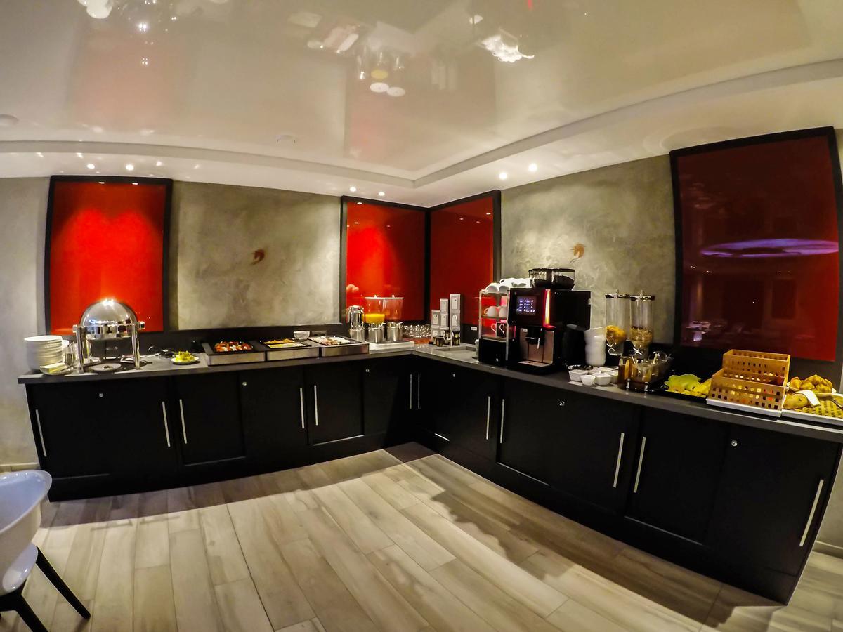 Düren - Eifel Hotel Rotes Einhorn **** מראה חיצוני תמונה